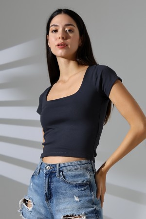 21804  KADIN KISA KOL FULL LYC RİB KOMPAKT PENYE TULUM KOL KARE YAKA T-SHIRT