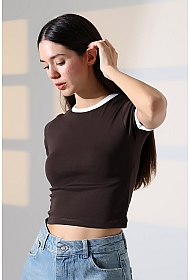 21832 KADIN FULL LYC PENYE KOMPAKT RİB.YAKA VE KOLAĞZI GARNİLİ BİSİKLET YAKA TSHIRT