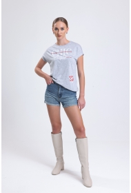 19609 CHİC BASK.KADIN KISA KOLU BEDENDE SALAŞ VSK TSHIRT 