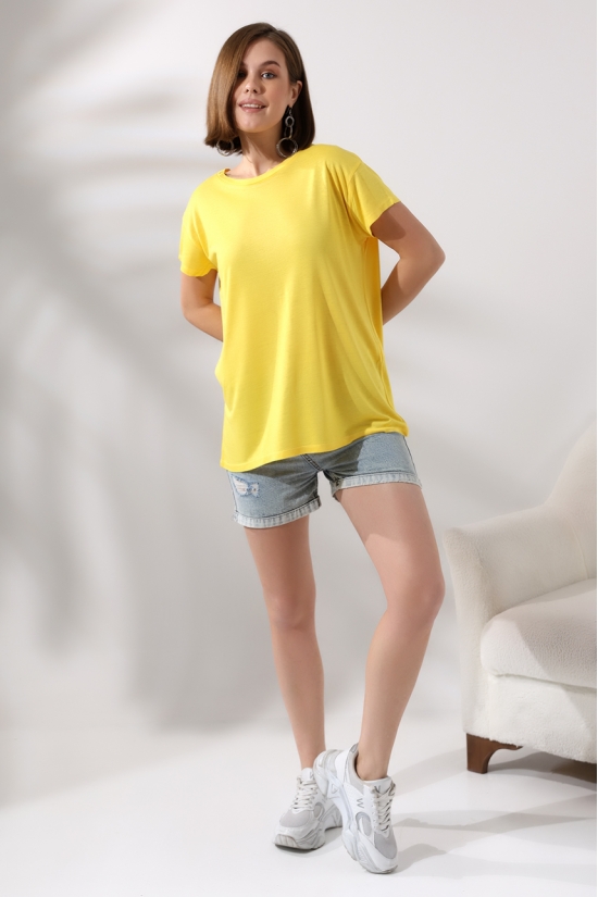 21256 KADIN KISA KOL SALAŞ BİSİKLET YAKA VSK TSHIRT