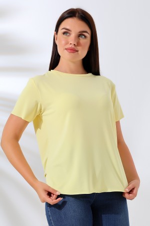 21638 KADIN MİKROPOLY GENİŞ BİSİKLET YAKA KISA KOLU VE ETEĞİ DİKİŞSİZ MİKROFAY TSHIRT  21638 KADIN MİKROPOLY GENİŞ BİSİKLET YAKA KISA KOLU VE ETEĞİ DİKİŞSİZ MİKROFAY TSHIRT