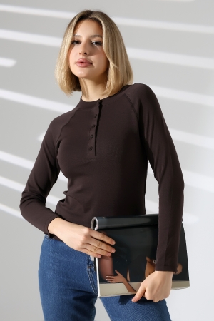 22025  KADIN KARYOKALI REGLAN UZUN KOL UZUN PATLI 5 FÜĞMELİ  FULL LYC RİBANA TSHIRT 