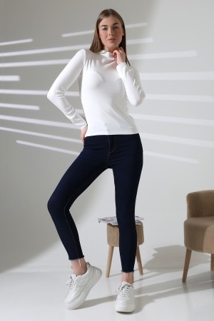 21950 KADIN KENDİLİĞİNDEN DİK YAKA  FULL LYC VİSK RİBANA UZUN KOL TSHIRT  21950 KADIN KENDİLİĞİNDEN DİK YAKA  FULL LYC VİSK RİBANA UZUN KOL TSHIRT