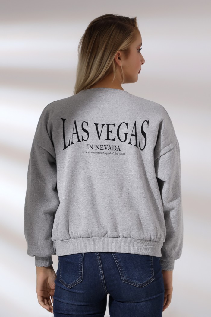21502 LASVEGAS ÖNÜ DİKİNE BASK.ARKASIDA BASK. BAYAN OVERSİZE ŞARDONLU 2 İP SALAŞ GENİŞ SWETSHIRT 21502 LASVEGAS ÖNÜ DİKİNE BASK.ARKASIDA BASK. BAYAN OVERSİZE ŞARDONLU 2 İP SALAŞ GENİŞ SWETSHIRT
