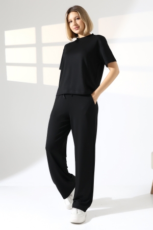 22056 KADIN DOUBLEFACE YUMUŞAK DOKULU KUMAŞ KISAKOL TSHIRT VE ALTI CEPLİ PAÇA AÇIK SALAŞ PANTOLON ALT ÜST TAKIM 