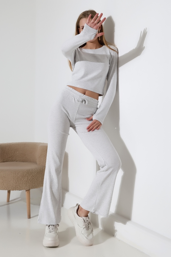22133 KADIN PARMAK GEÇMELİ UZUN KOL TSHIRT VE ALT PANTOLON FULL LYC RİBANA TAKIM 